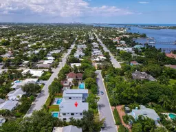 Picture of 1517 N Lakeside Drive, Lake Worth Beach, FL 33460