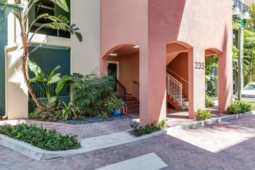 Picture of 235 NE 1St Street 314, Delray Beach FL 33444