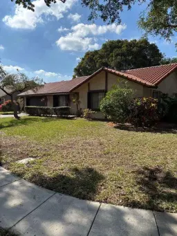 Picture of 1681 NW 93Rd Ave, Plantation, FL 33322