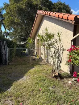 Picture of 1681 NW 93Rd Ave, Plantation, FL 33322