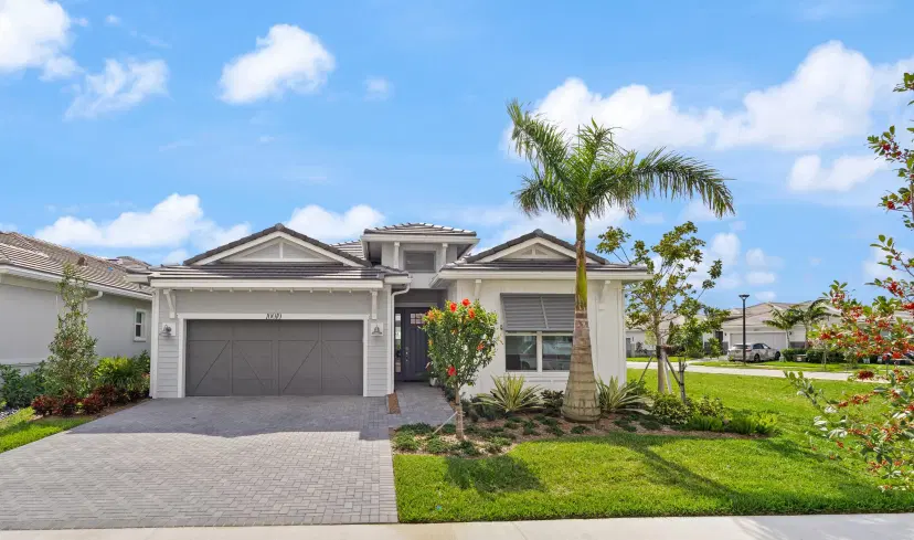 Picture of 10010 Driftwood Way, Palm Beach Gardens FL 33412