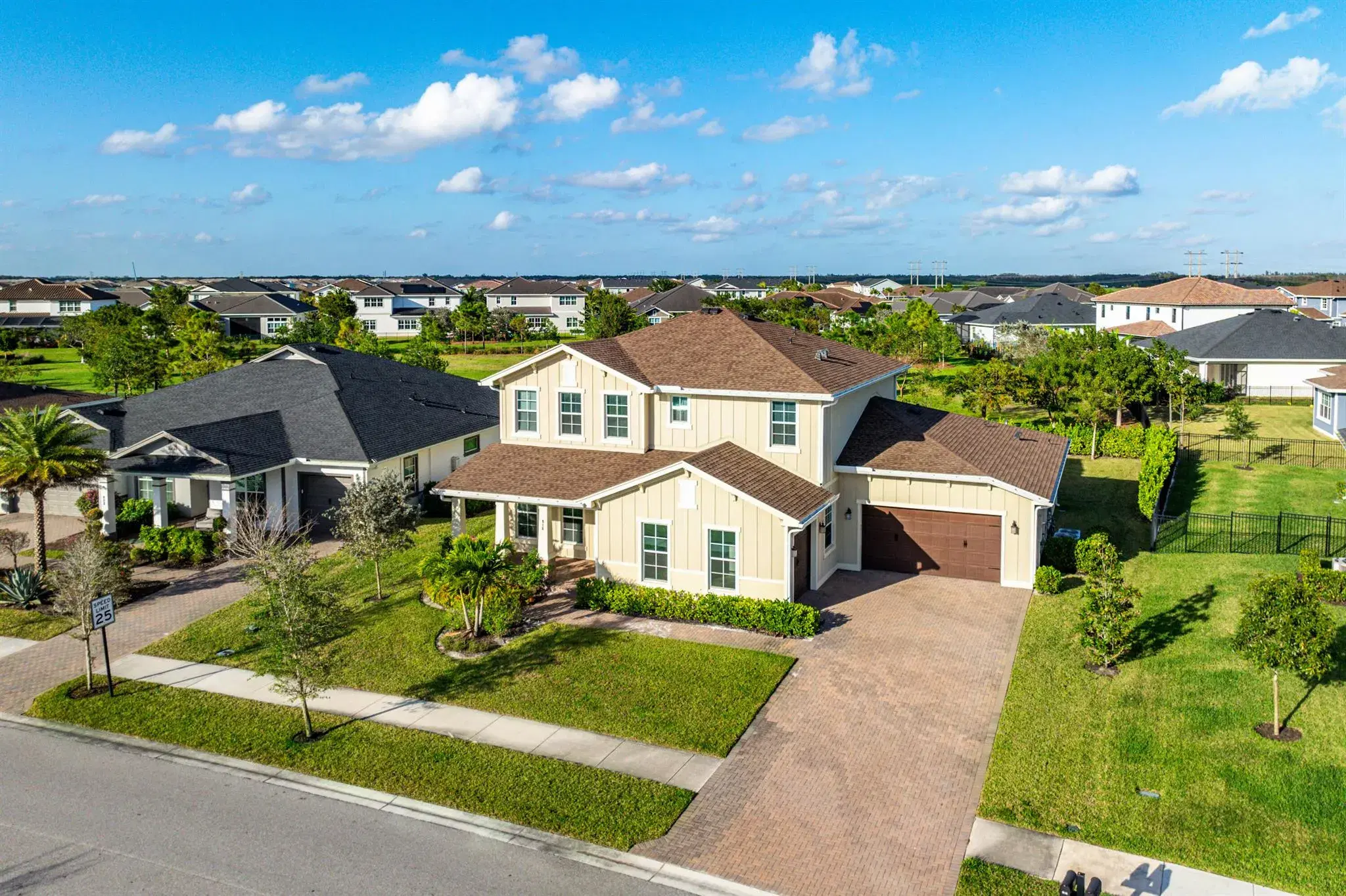 Picture of 916 Hookline Circle, Loxahatchee, FL 33470