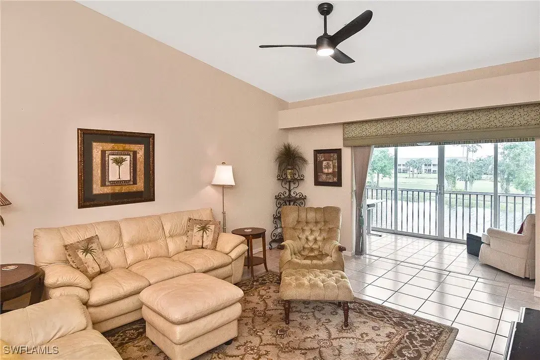 Picture of 8075 Queen Palm Ln 525, Fort Myers, FL 33966