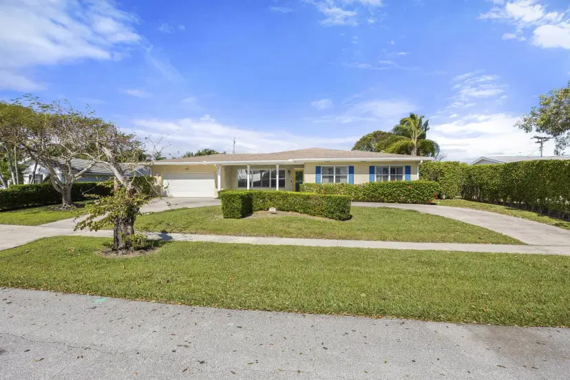 Picture of 413 Oyster Road, North Palm Beach FL 33408