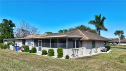 Picture of 261 Briar Ct, Lehigh Acres, FL 33936