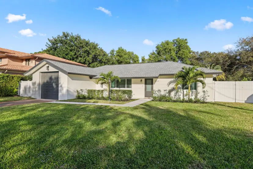 Picture of 632 E Conference Drive, Boca Raton FL 33486