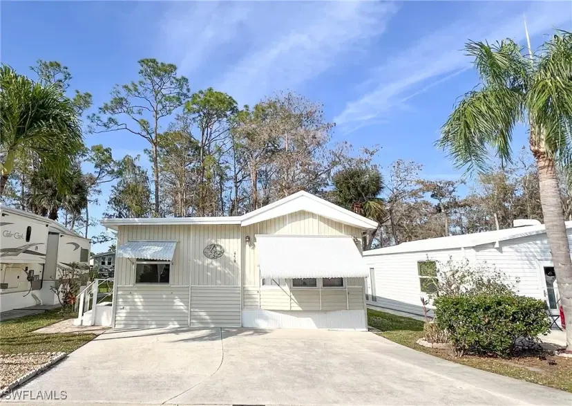 Picture of 459 Vanda Sanctuary, Naples FL 34114