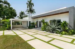 Picture of 4740 Bay Point Road, Miami, FL 33137