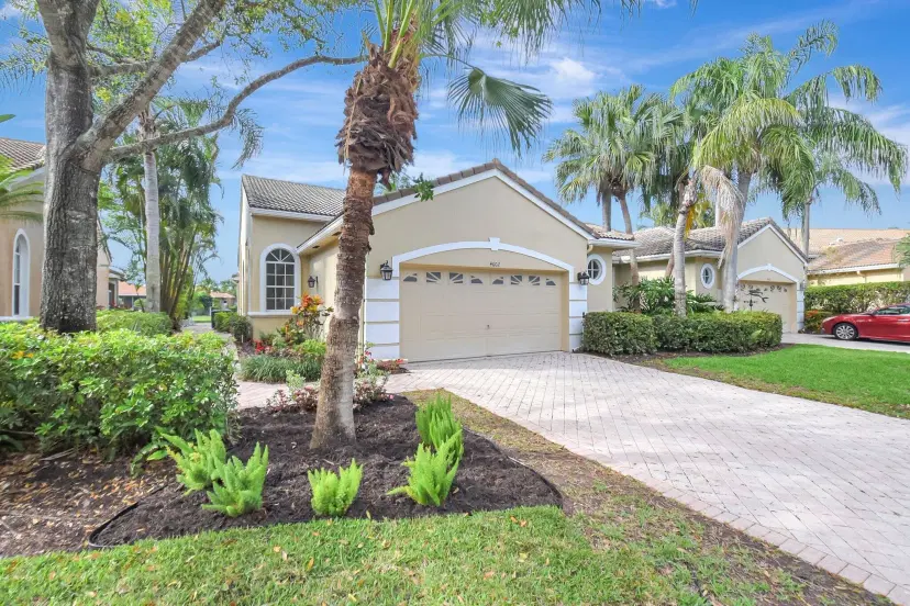 Picture of 4602 Carlton Golf Drive, Lake Worth FL 33449