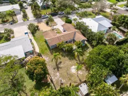 Picture of 4805 SE Manatee Terrace, Stuart, FL 34997