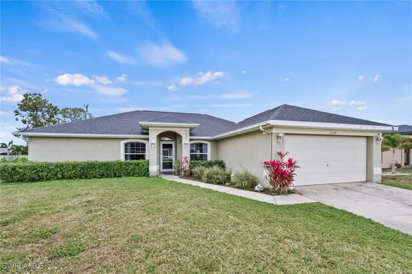 Picture of 1310 SW 6Th Ter, Cape Coral FL 33991