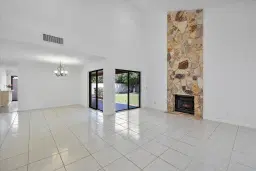 Picture of 17613 NW 61St Ct, Hialeah, FL 33015