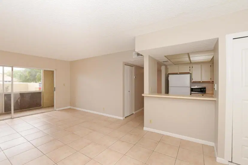 Picture of 1540 SE Royal Green Circle 103, Port St Lucie FL 34952