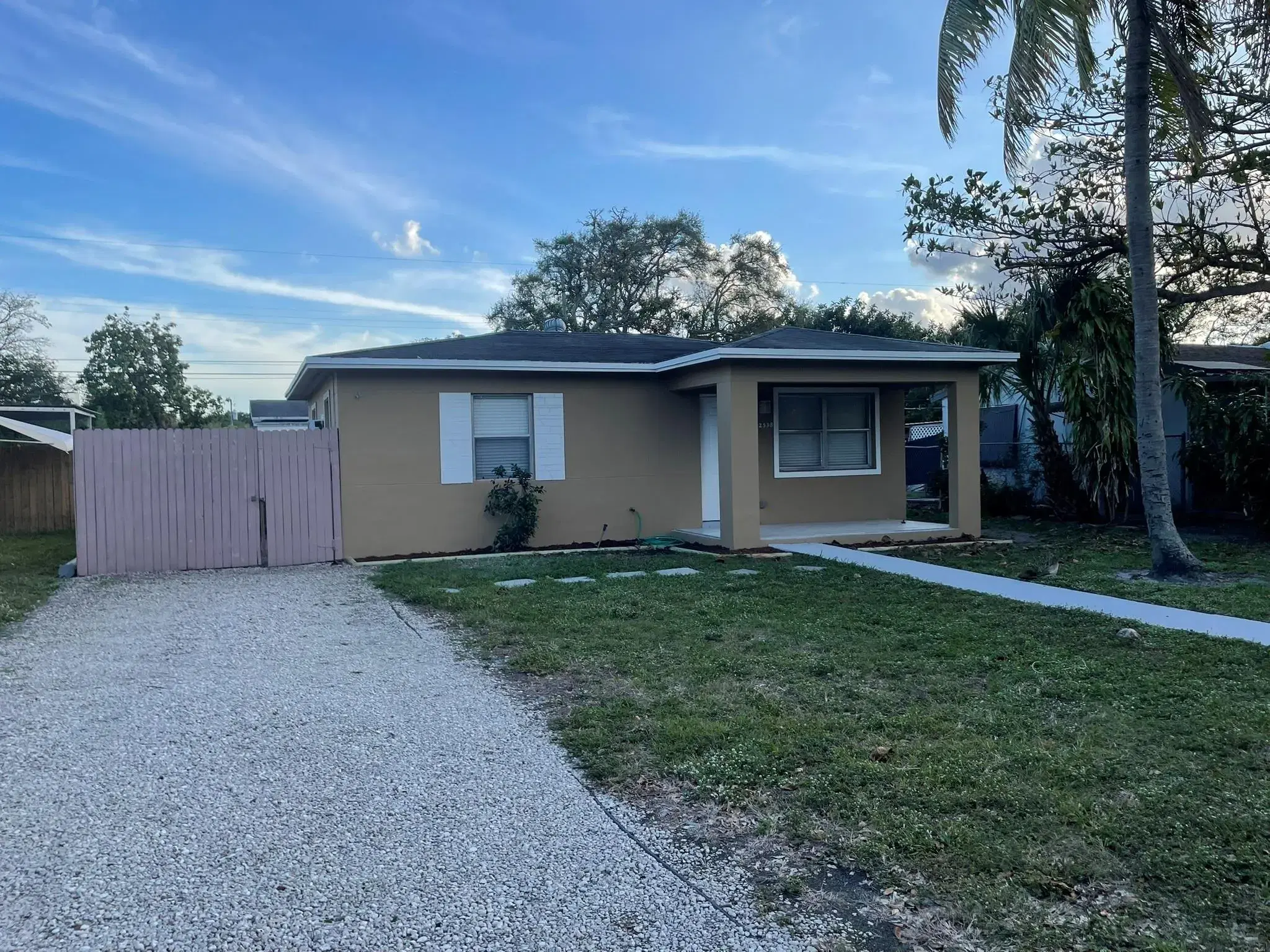 Picture of 2538 Harding St, Hollywood, FL 33020