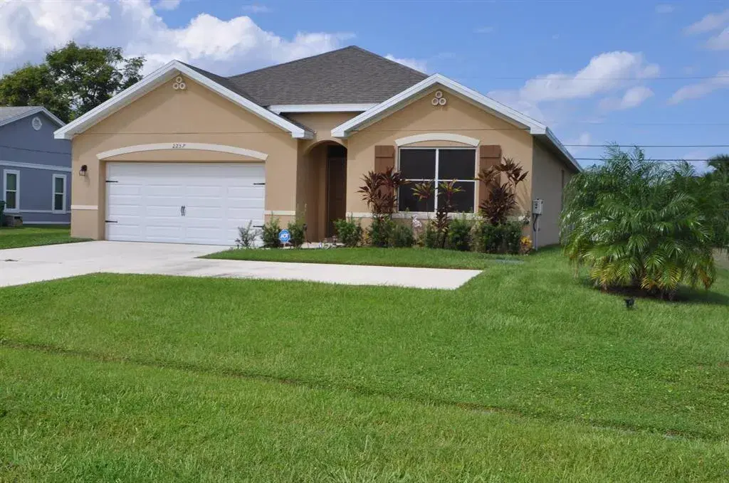 Picture of 2257 SW Import Dr, Port St Lucie, FL 34953