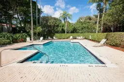 Picture of 5590 Coach House Cir B, Boca Raton, FL 33486