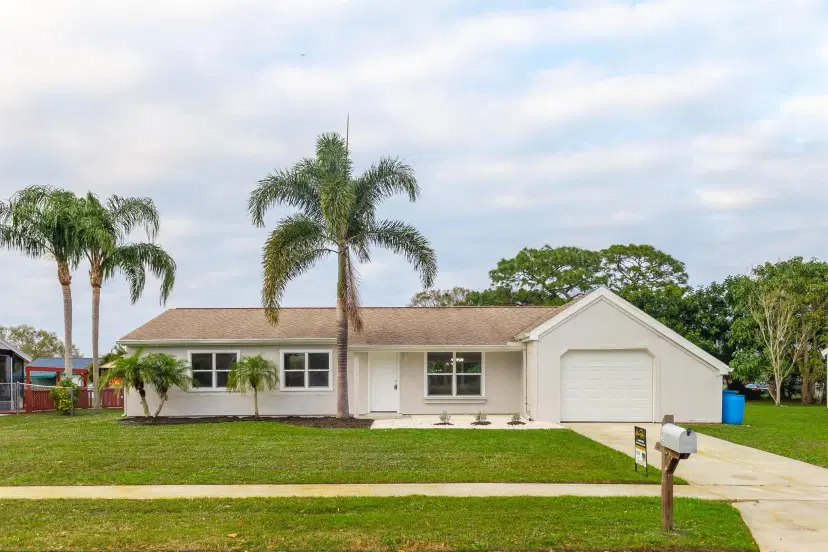 Picture of 1560 Roxbury Court Ne, Palm Bay FL 32905