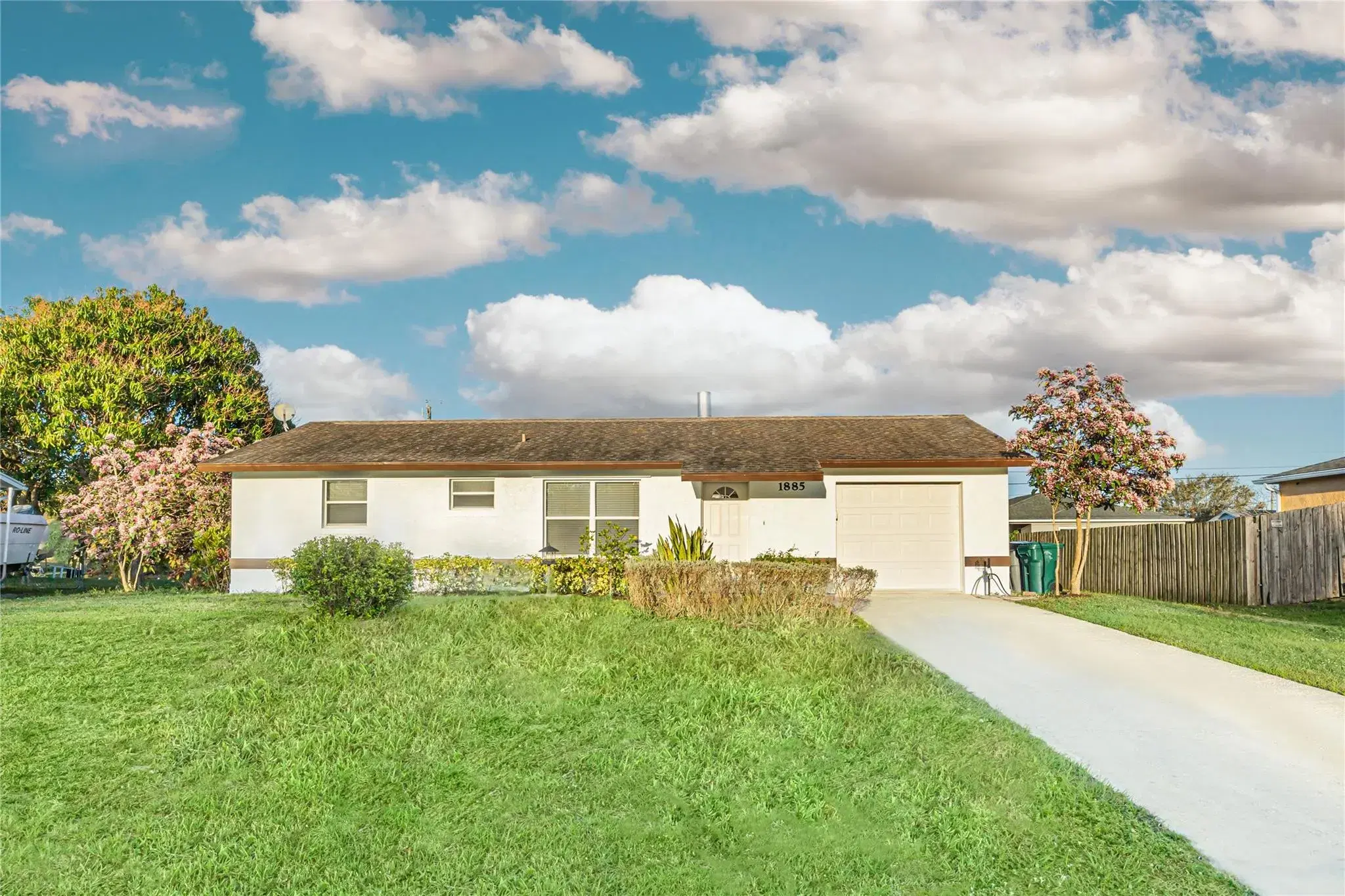 Picture of 1885 SW Cameo Blvd, Port St Lucie, FL 34953