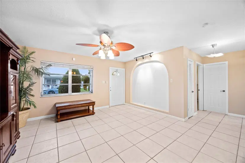 Picture of 8110 NW 59Th Ct, Tamarac FL 33321