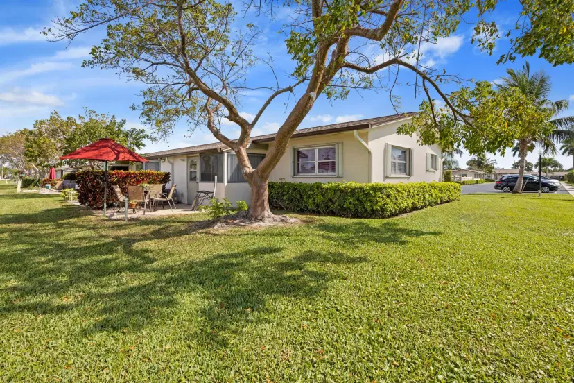 Picture of 2883 Crosley Drive W A, West Palm Beach FL 33415