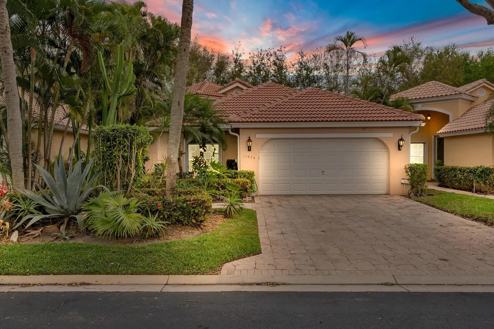 Picture of 11074 Springbrook Circle, Boynton Beach, FL 33437