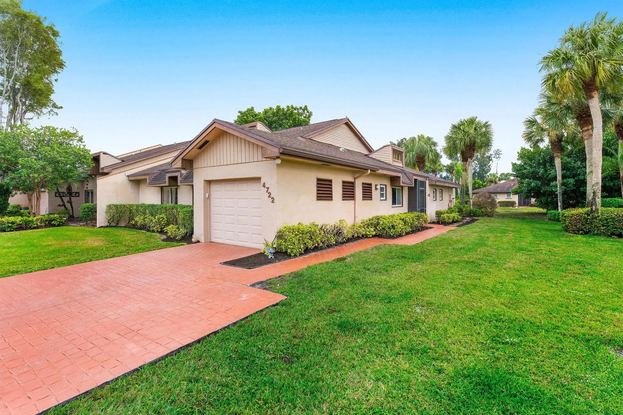 Picture of 4722 Fountains Drive S, Lake Worth, FL 33467