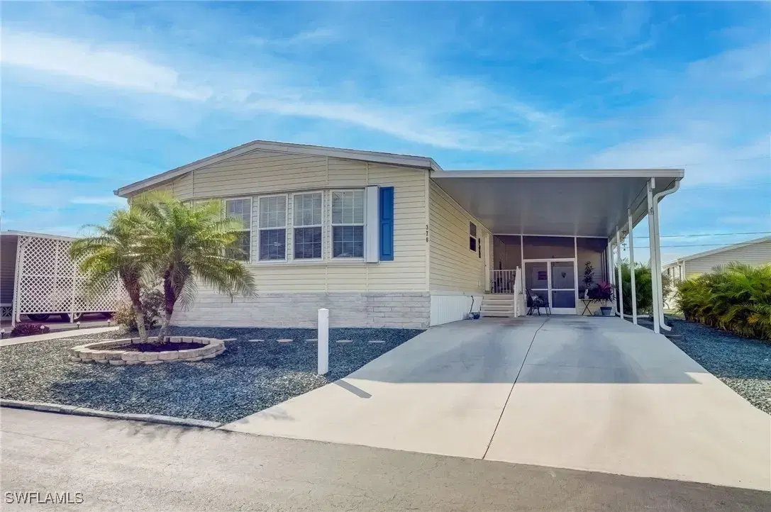 Picture of 376 Santa Fe Trl, North Fort Myers, FL 33917