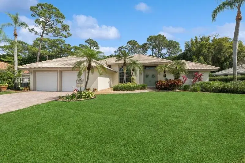 Picture of 11582 Dunes Road, Boynton Beach, FL 33436