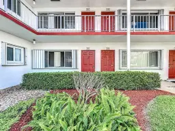 Picture of 3320 Lake Osborne Drive 107, Lake Worth Beach, FL 33461