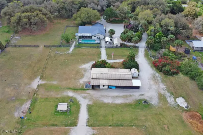 Picture of 22051 N River Rd, Alva FL 33920