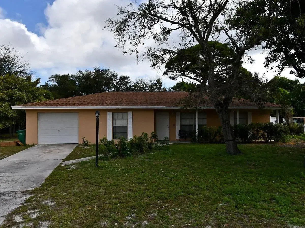 Picture of 2708 Navajo Avenue, Fort Pierce, FL 34946