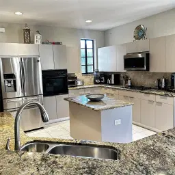 Picture of 1588 Passion Vine Cir 3, Fort Lauderdale, FL 33326