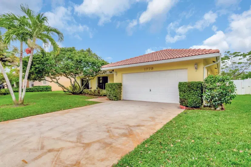 Picture of 1779 Pierce Drive, Lake Worth Beach FL 33460