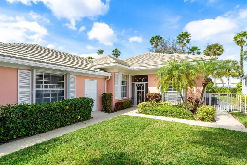 Picture of 8624 Doverbrook Drive, Palm Beach Gardens FL 33410