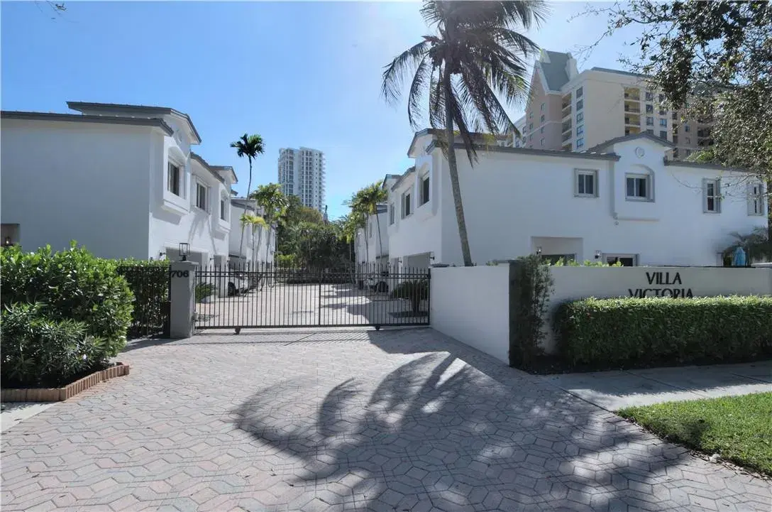 Picture of 706 NE 2Nd St 7, Fort Lauderdale, FL 33301