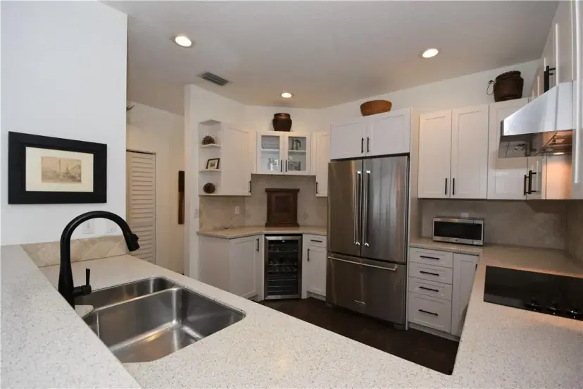 Picture of 706 NE 2Nd St 7, Fort Lauderdale FL 33301