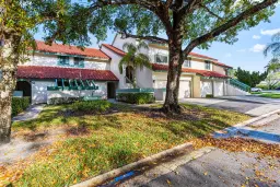 Picture of 24 W Lexington Lane W C, Palm Beach Gardens, FL 33418