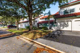 Picture of 24 W Lexington Lane W C, Palm Beach Gardens, FL 33418