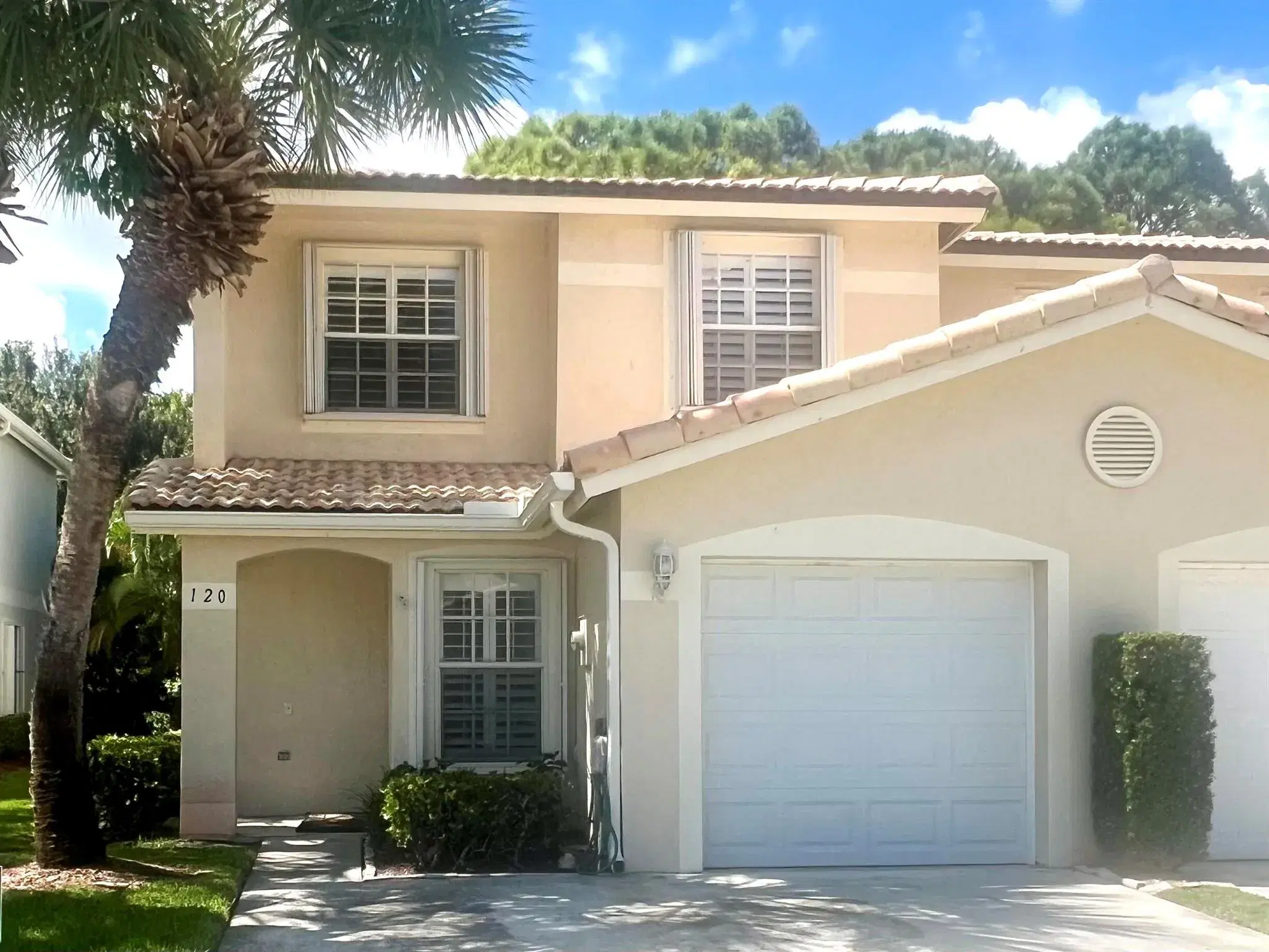 Picture of 120 Fox Meadow Run, Jupiter, FL 33458