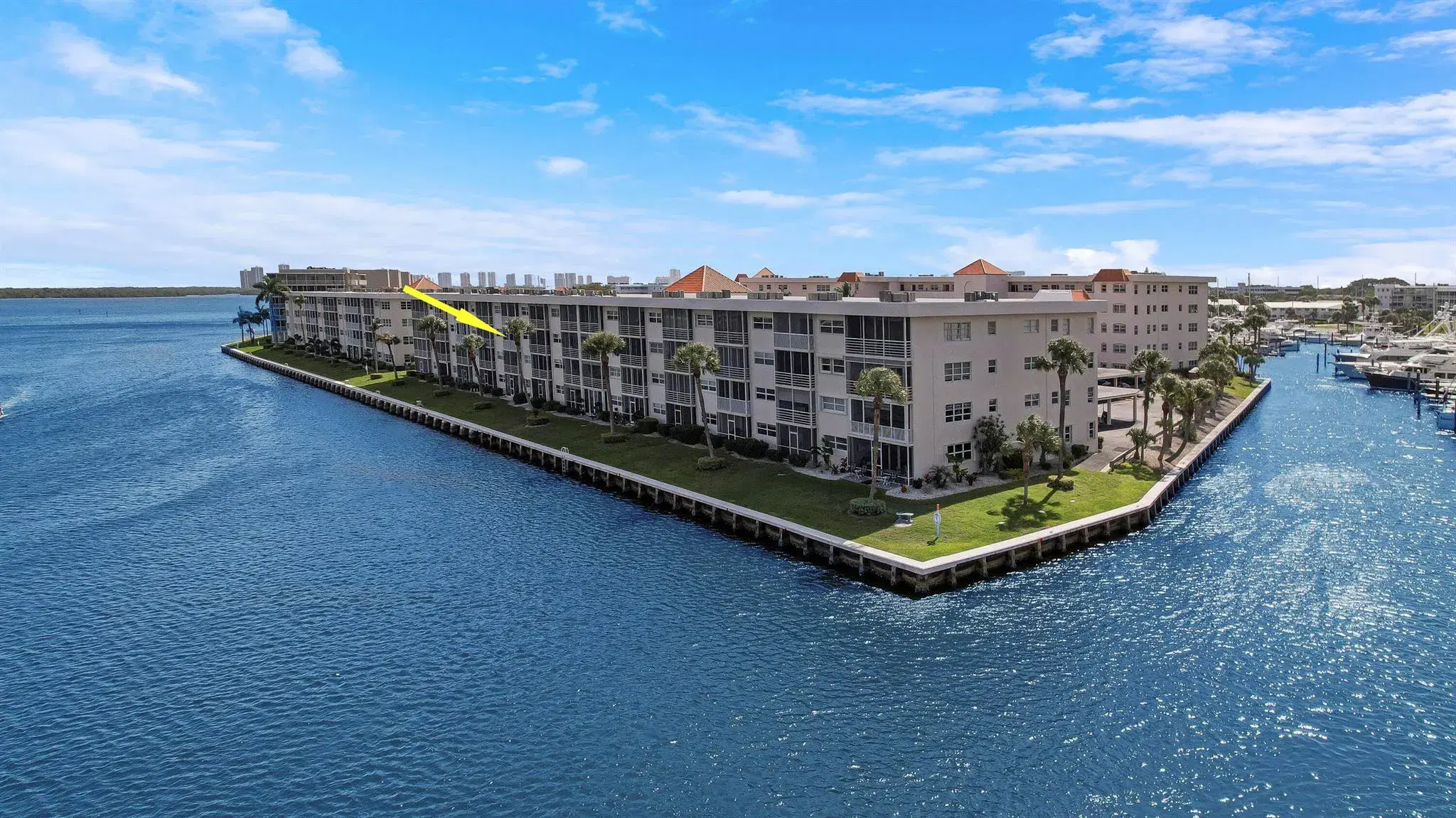 Picture of 20 Yacht Club Drive 309, North Palm Beach, FL 33408