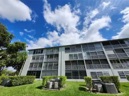 Picture of 300 SW 134Th Way 413, Hollywood, FL 33027