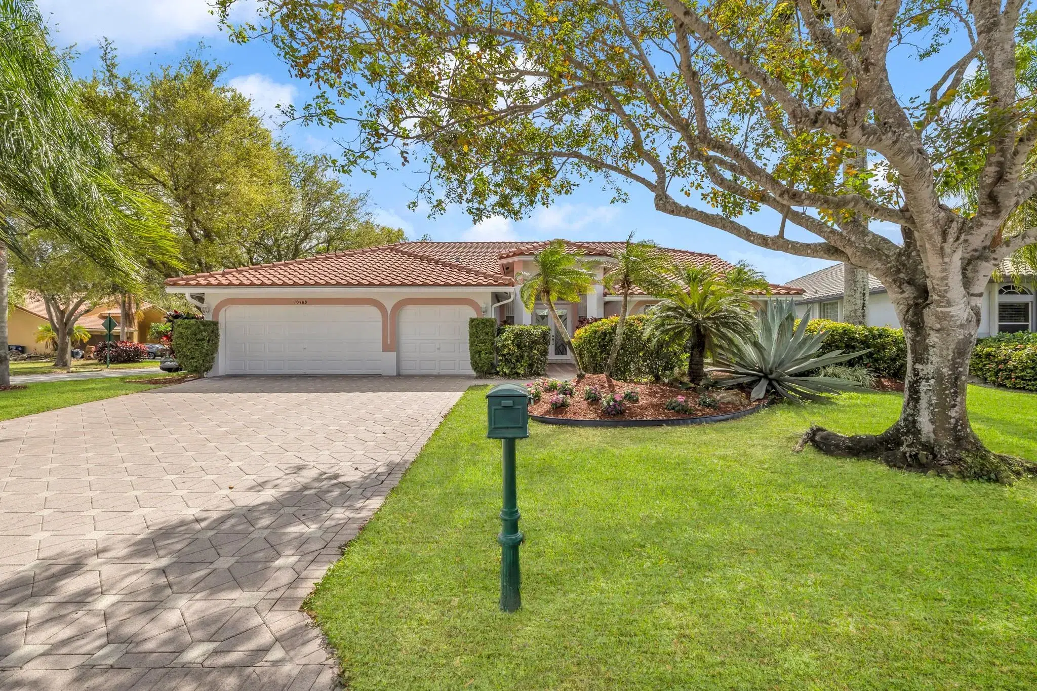 Picture of 10708 NW 55Th Pl, Coral Springs, FL 33076