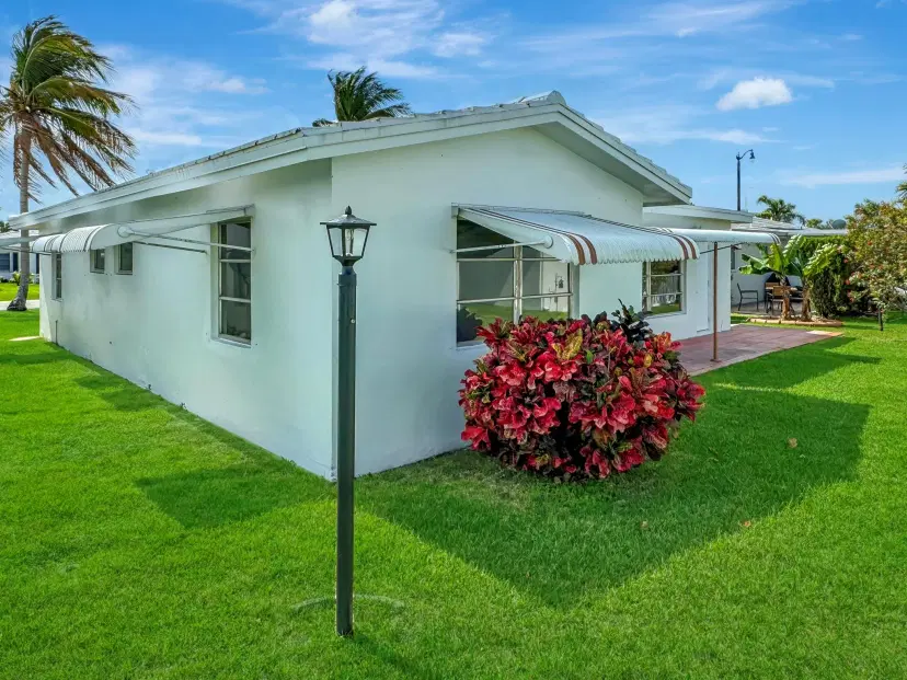 Picture of 121 NW 31St Court, Pompano Beach FL 33064