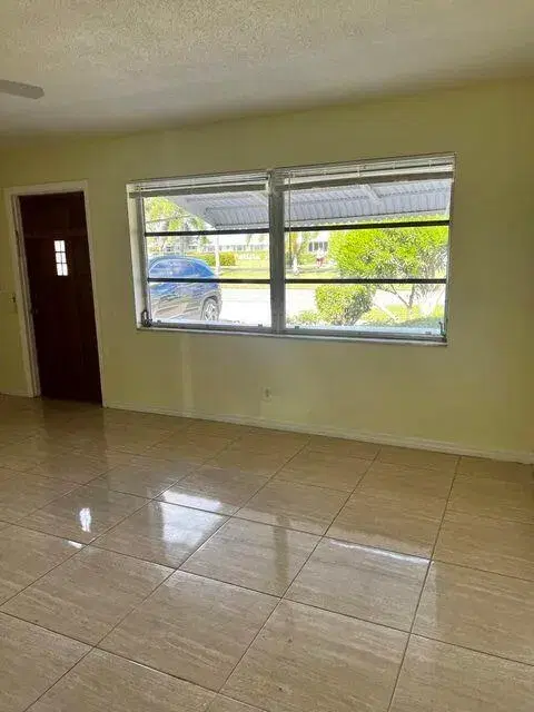 Picture of 2020 SW Golf Lane, Boynton Beach FL 33426