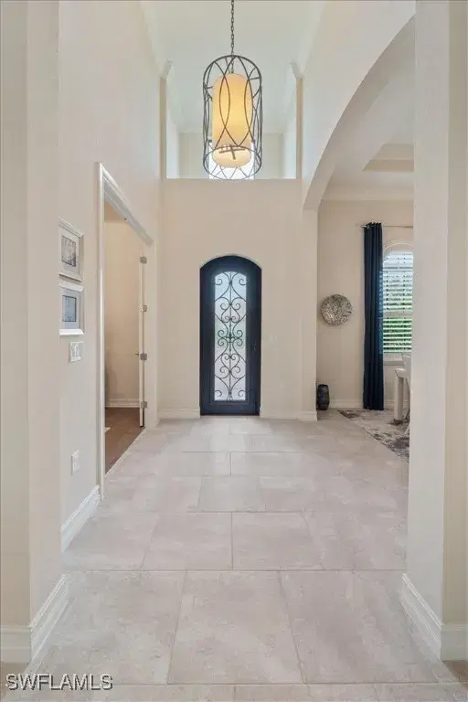 Picture of 7469 Lantana Cir, Naples FL 34119