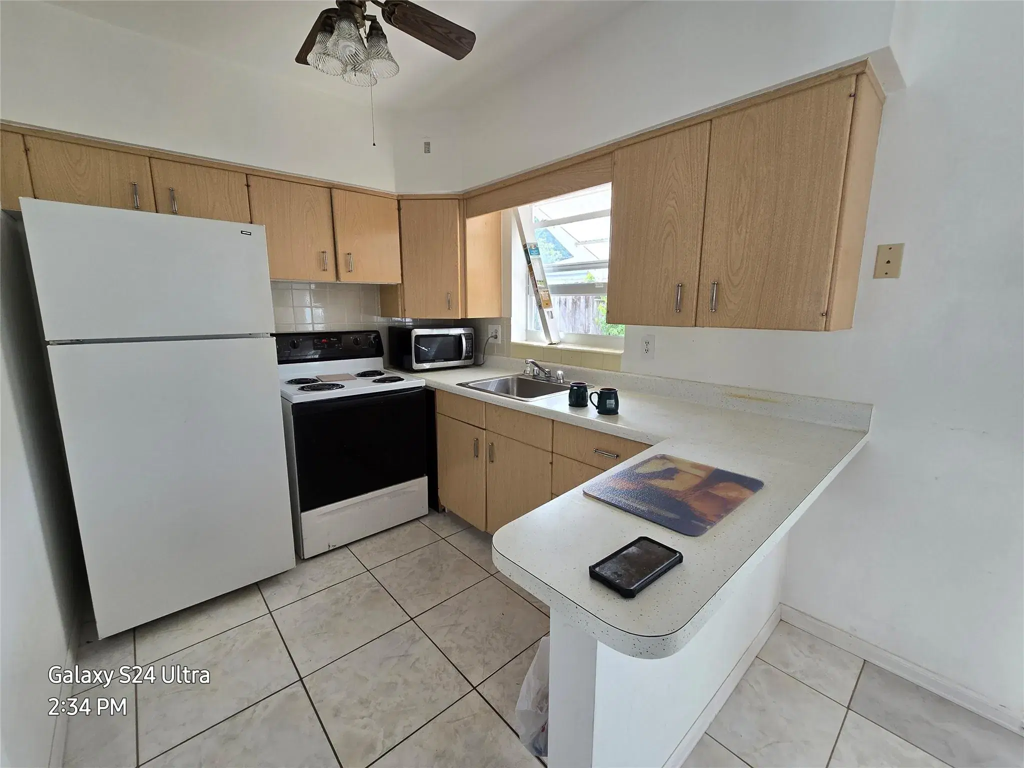 Picture of 2222 Taylor St 11, Hollywood, FL 33020