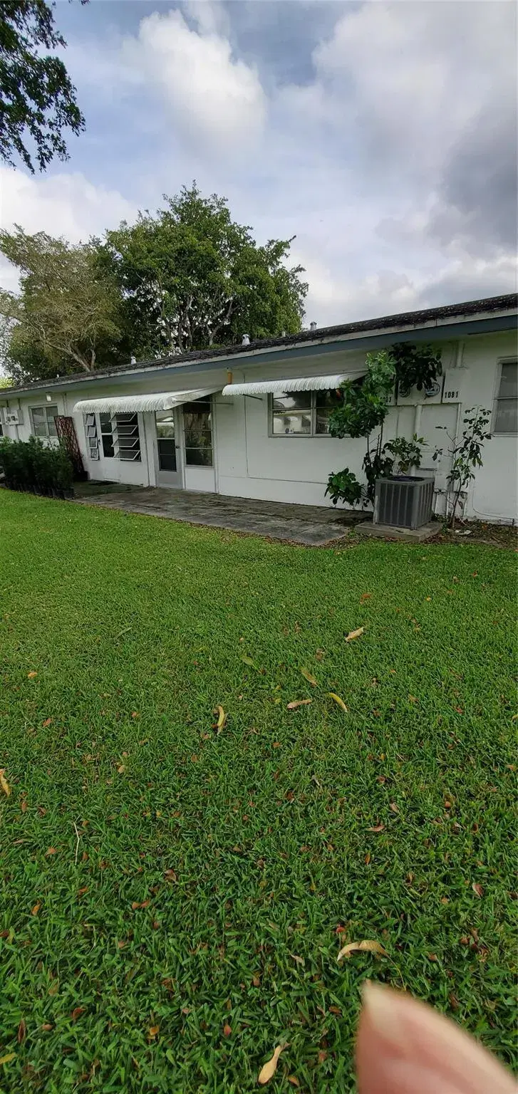 Picture of 1083 NW 83 Avenue B44, Plantation FL 33322