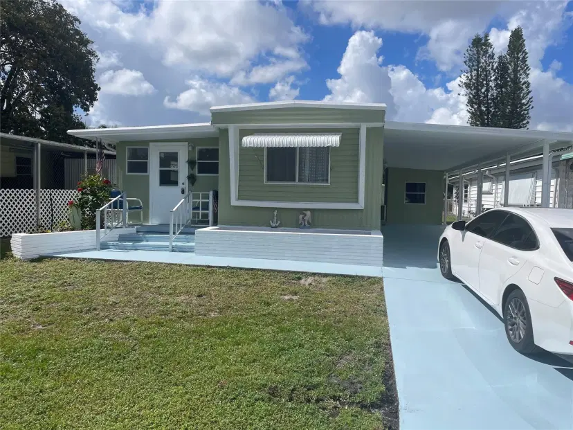 Picture of 2261 SW 87Th Ter, Davie FL 33324