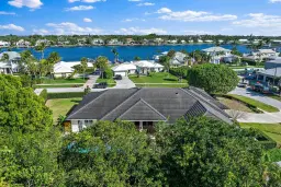 Picture of 11763 Lake Shore Place, North Palm Beach, FL 33408