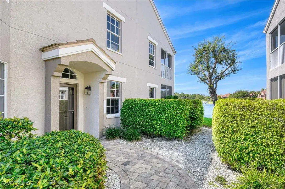 Picture of 5701 Heron Ln 704, Naples, FL 34110